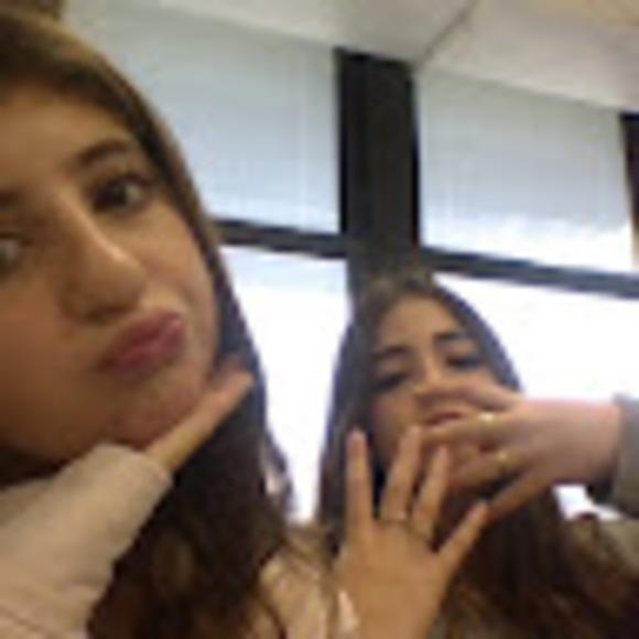 Meet your Posher, Audrey - Picture 1 of 1